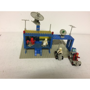 LEGO vintage classic 493 926 SPACE COMMAND CENTER