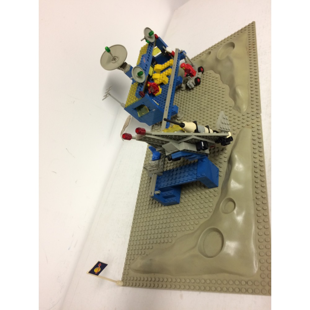 Vintage Lego Legoland Space System Beta-1 Command Base 6970 w/ Box  Incomplete 