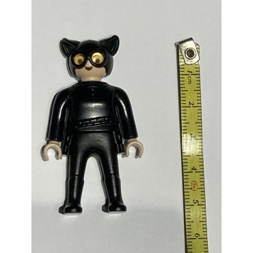 PLAYMOBIL FI?URES 09 CATWOMAN  DC COMICS CHARACTERS Kinder eggs limited edition