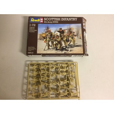 soldatini in plastica scala 1 : 72 REVELL 02512 SCOTTISH INFANTRY 8TH ARMY  WWII nuovo con scatola aperta