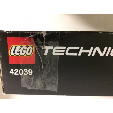 LEGO TECHNIC 42039 24 HOURS RACE CAR DAMAGED BOX