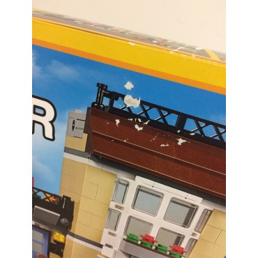 LEGO CREATOR 31065 damaged box PARK STREET TOWNHOUSE