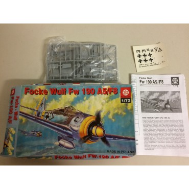 modellino in plastica PLASTYK FOCKE WULF FW 190 A5/F8  scala 1: 72 nuovo in scatola  aperta e danneggiata