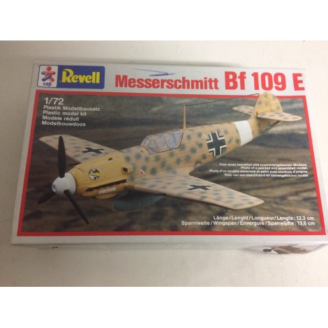 plastic model kit scale 1 : 72 REVELL 4149  MESSERSCHMITT BF 109 E  new in open  & damaged box