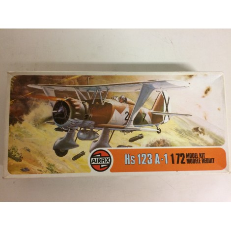 modellino in plastica AIRFIX 02051-4  HENSCHEL HS 123 A-1 serie 2  scala 1: 72 nuovo in scatola  aperta