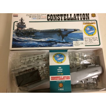 modellino in plastica ARII A117-1200 USS AIRCRAFT CARRIER CONSTELLATION scala 1: 800 nuovo in scatola danneggiata ed aperta