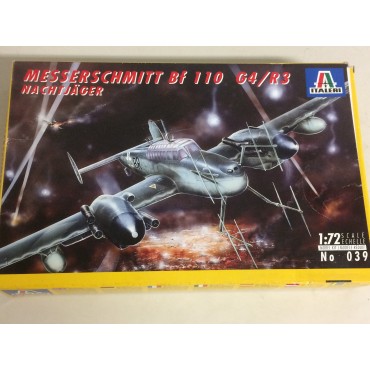 modellino in plastica ITALERI N° 039 MESSERSCHMITT BF 110 C4/ R3 NACHTJAGER scala 1: 72 nuovo in scatola  aperta