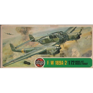 plastic figures scale 1 : 72 HELLER 80235 FOCKE WULF 190 A8 / F3   new in open box