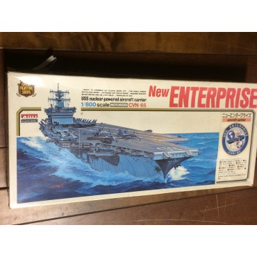 plastic model kit scale 1 : 800 ARII A123-1200 USS AIRCRAFT CARRIER NEW ENTERPRISE new in open and damaged box