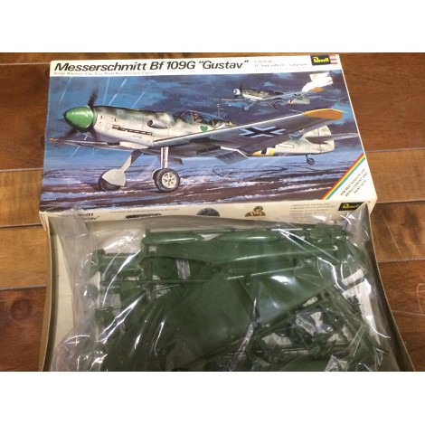 modellino in plastica scala 1 : 32 HASEGAWA deluxe serie S005 : 1300 MESSERSCHMITT ME 109E nuovo con scatola aperta