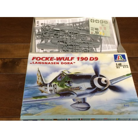 plastic model kit scale 1 : 48 HOBBY CRAFT HC1601 JUNKERS JU88 -A4 BOMBER  new in open box