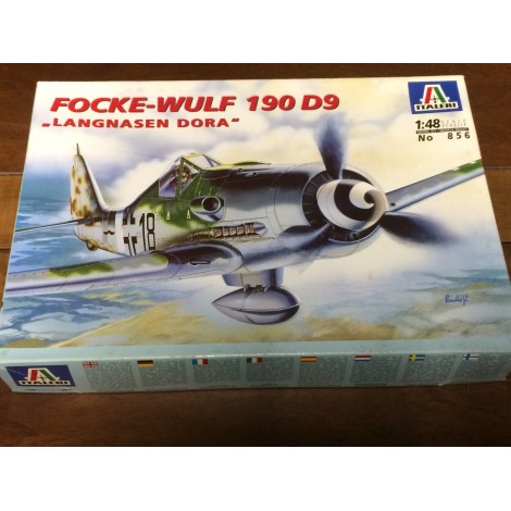 modellino in plastica scala 1 : 48 HOBBY CRAFT HC1601 JUNKERS JU88 -A4 BOMBER nuovo con scatola aperta