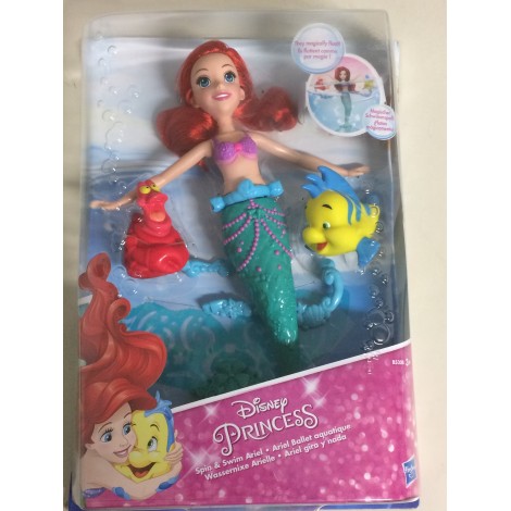 DISNEY PRINCESS ARIEL SIRENA PIN & SWIM Hasbro B5308