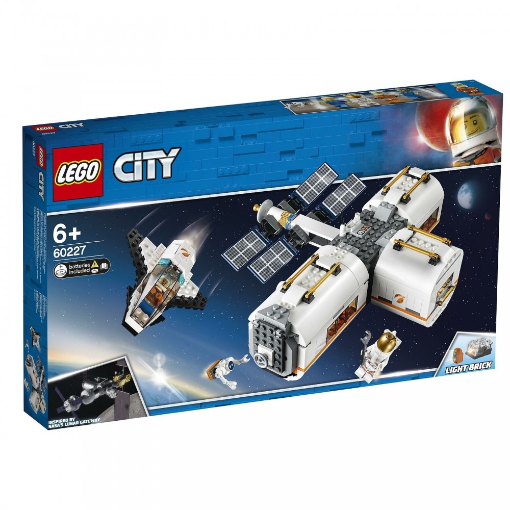 LEGO CITY 60227 LUNAR SPACE STATION