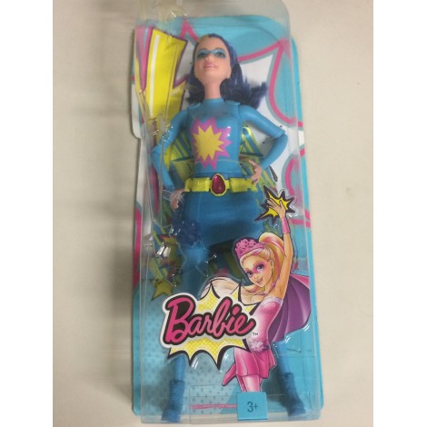 BARBIE  FIRE SUPER HERO Mattel DHM 65