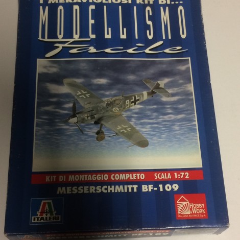 modellino in plastica  ITALERI COMMANDO CAR  scala 1: 35 nuovo in scatola  aperta e danneggiata