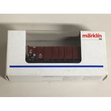 MARKLIN H0 4698 SBB CFF BOX CAR WITH BRAKEMAN'S    used with original box