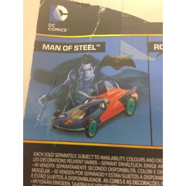 HOT WHEELS - DC COMICS SUPERHERO CHARACTER CAR confezione danneggiata ARMORED BATMAN single vehicle package DJM19 07NT